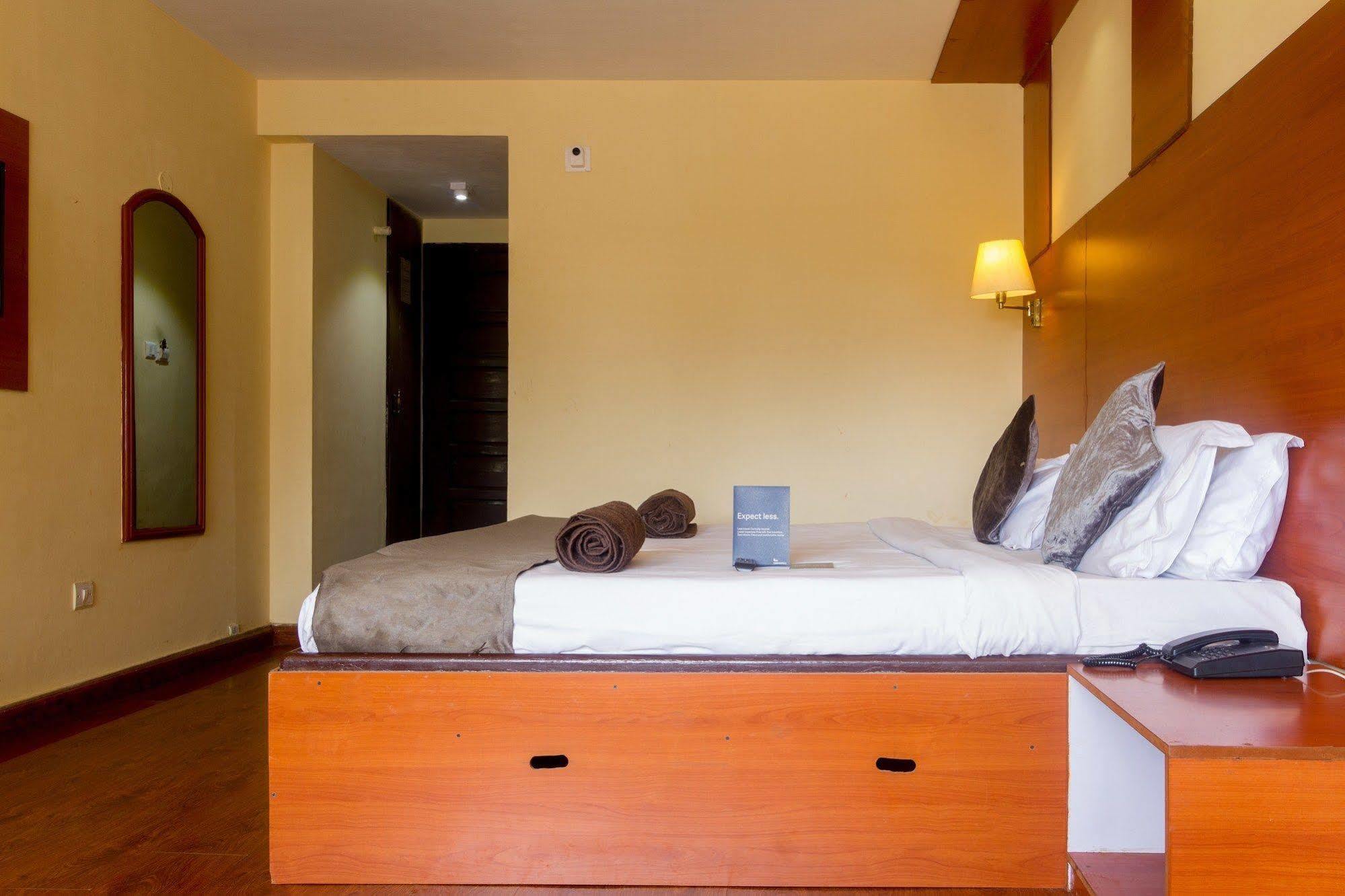 Fabhotel Khems Shoram Palace Road Ooty Dış mekan fotoğraf